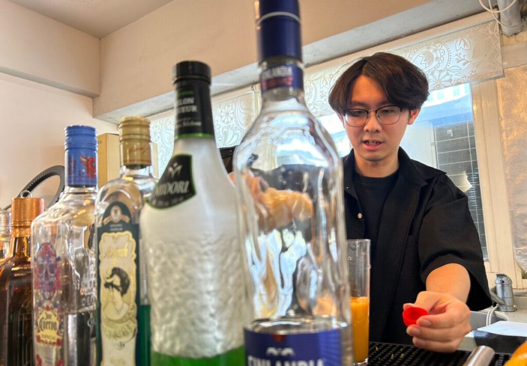 Super Bartender -lulu陸彥儒駐場，提供調酒服務